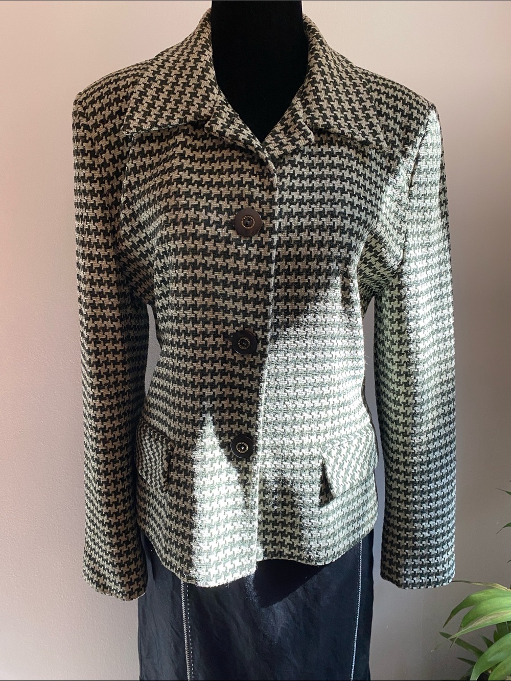 Vintage 90s Houndstooth Dark Olive Green & Sage Women's Button Front Jacket.